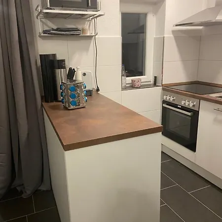 Modernes E25, 2-6 Pers Keine Monteure