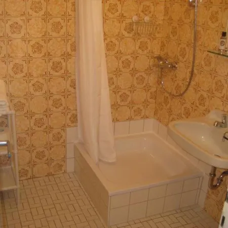 Modernes E25, 2-6 Pers Keine Monteure Lichtenau (Westphalia)